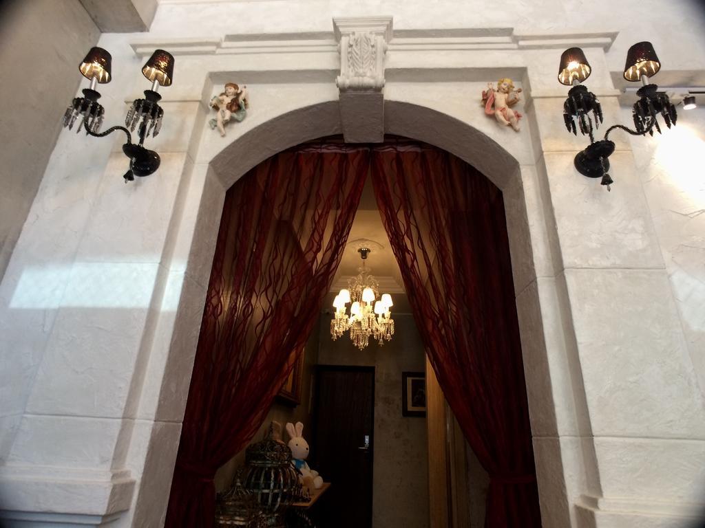 Angel Wings Inn Хуалиен Сити Екстериор снимка